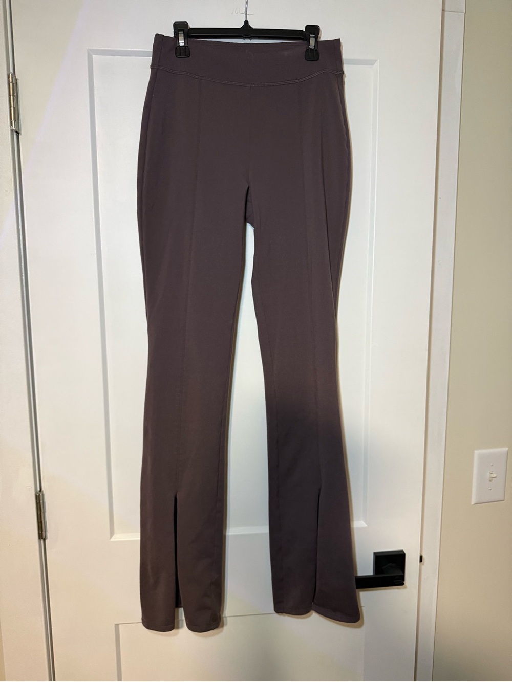 ALO Yoga High-Rise Stretch Flare Leggings in Mauve Taupe - Picture 2 of 6